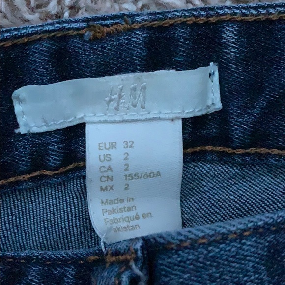 Female H&M shorts for kids (like for offer) - Picture 3 of 3